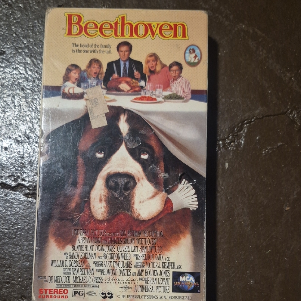 Beethoven VHS Movie Cover - Brown & White Saint Bernard Artwork